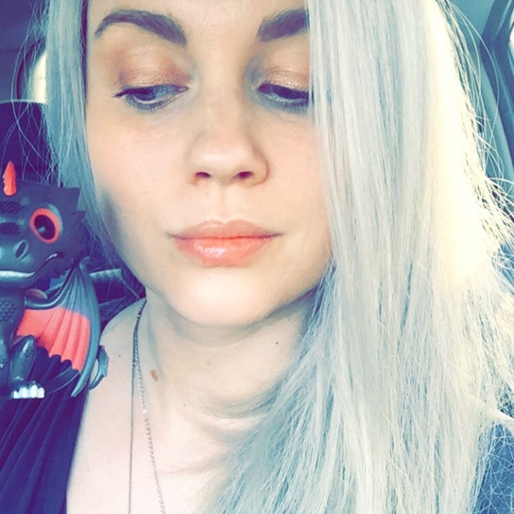 Meet your Posher, Sara